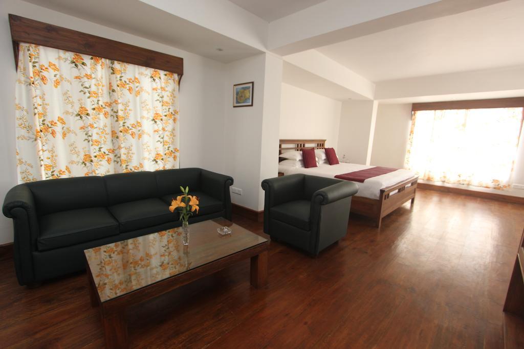 Bed and Breakfast The Pear Tree Shillong Exterior foto